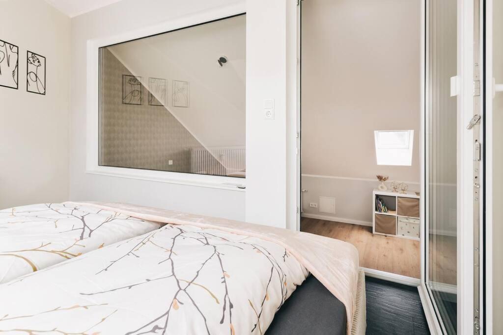 Tip! Toplage In Dresden! Moderne 100 Qm Ferienwohnung Fuer Familien Und Kleine Gruppen Exterior foto